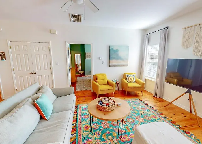 The Rookery Nearby Pool Sleeps 8 * Gulf Shores