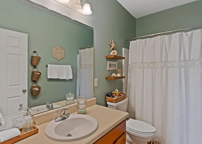 The Rookery Nearby Pool Sleeps 8 * Gulf Shores